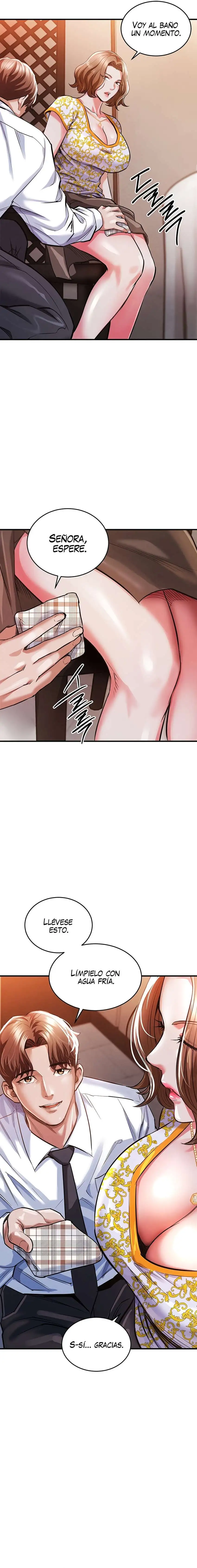 Glorious Homecoming Raw 16